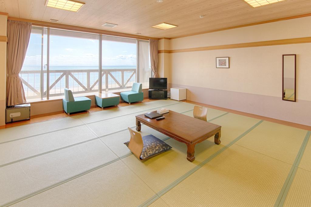 Shiosai Hotel Toyoura Exterior photo